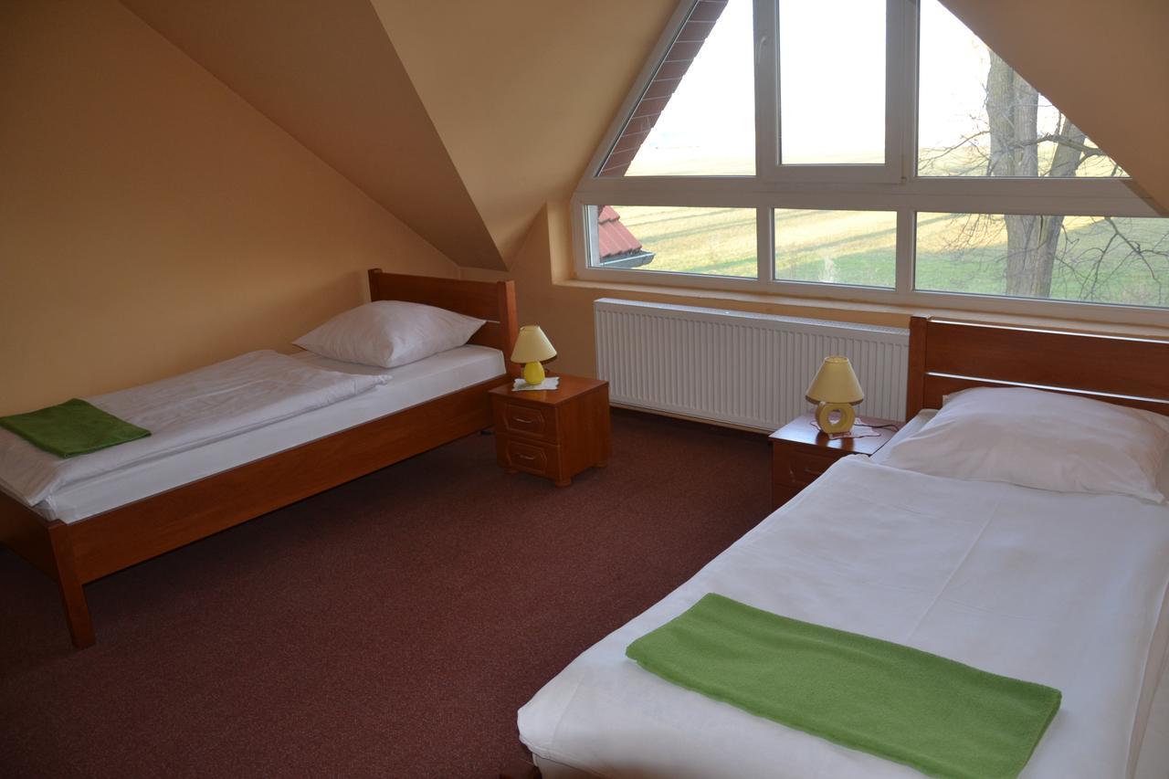 Hotelik Orlik Legnickie Pole Oda fotoğraf