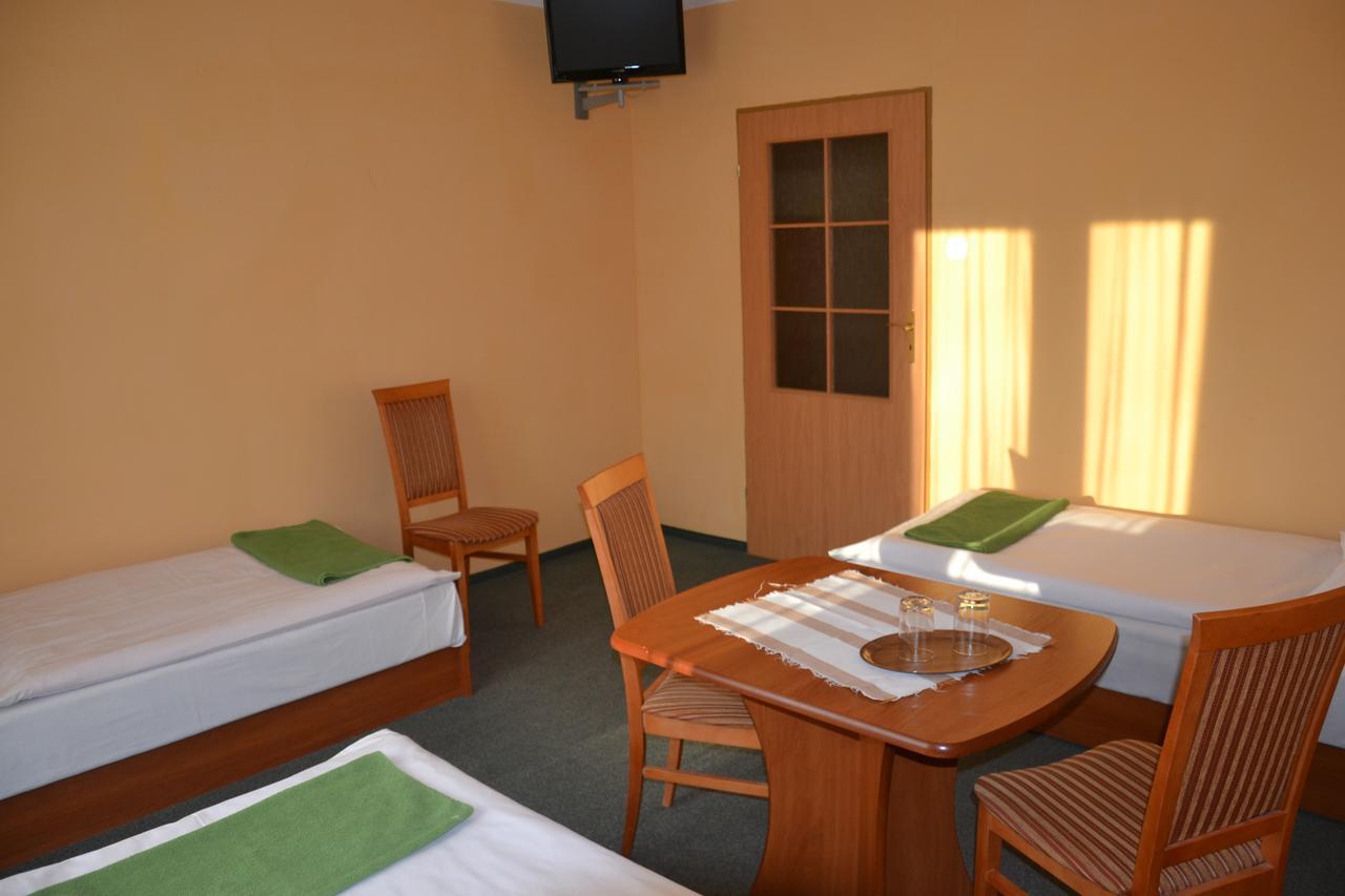 Hotelik Orlik Legnickie Pole Oda fotoğraf