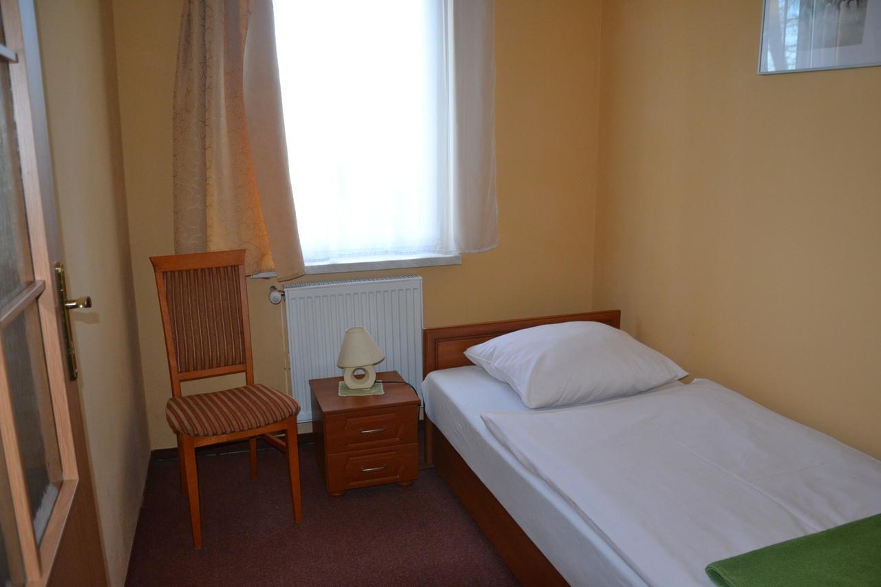 Hotelik Orlik Legnickie Pole Oda fotoğraf