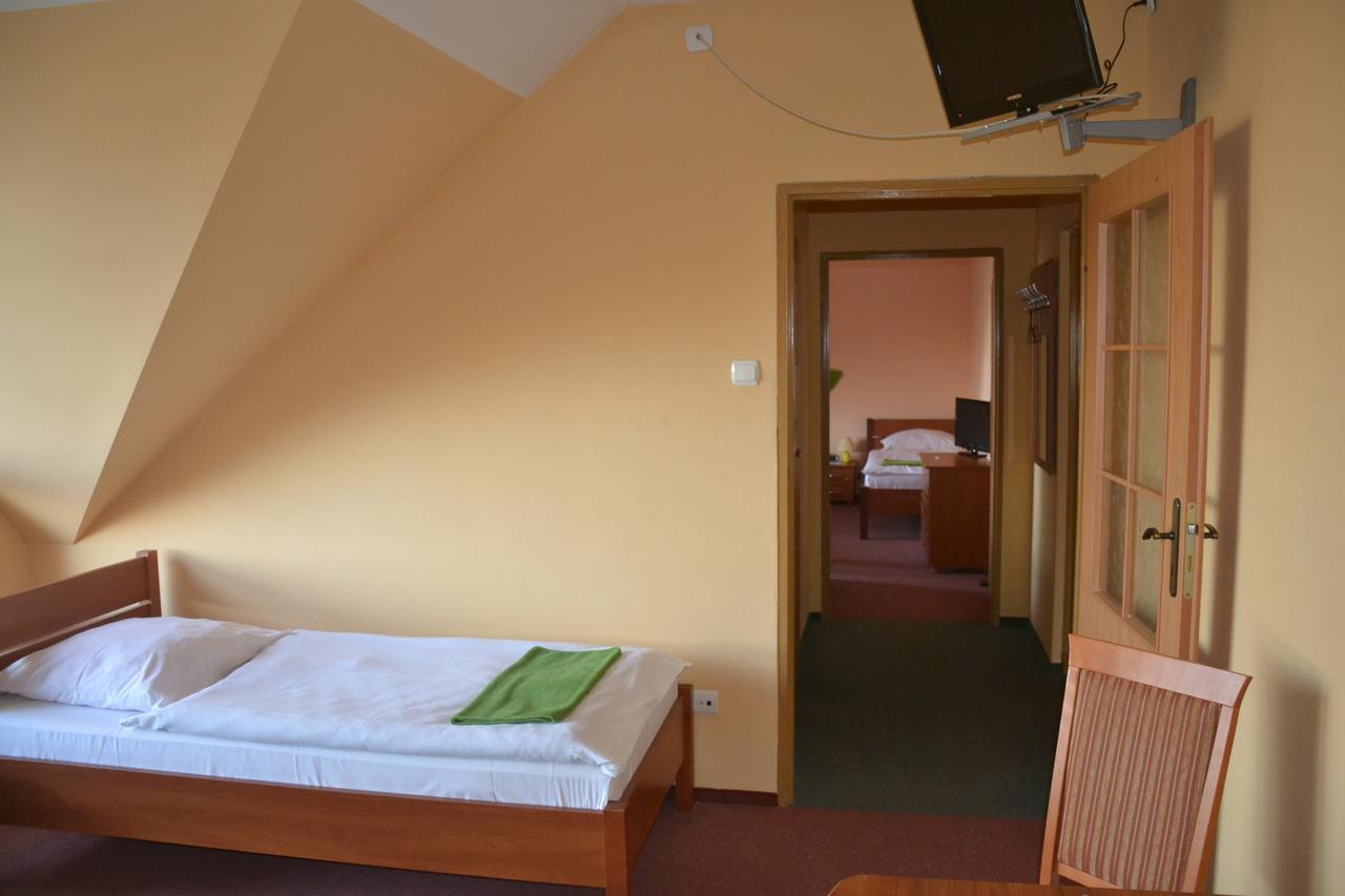 Hotelik Orlik Legnickie Pole Oda fotoğraf